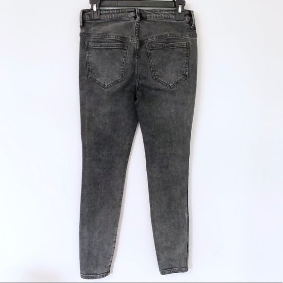 Free People Faded Black Skinny Jeans Size 26 - Picture 3 of 4
